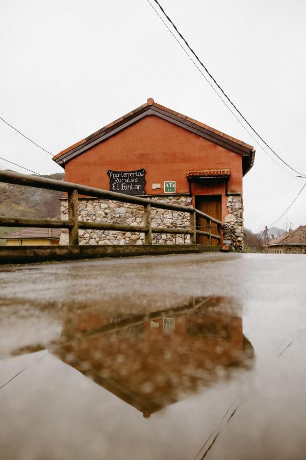 Apartamentos Rurales La Casina Del Fontan Valle de Lago Esterno foto